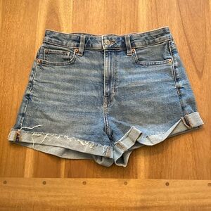 American Eagle Mom Jean Shorts- Size 4